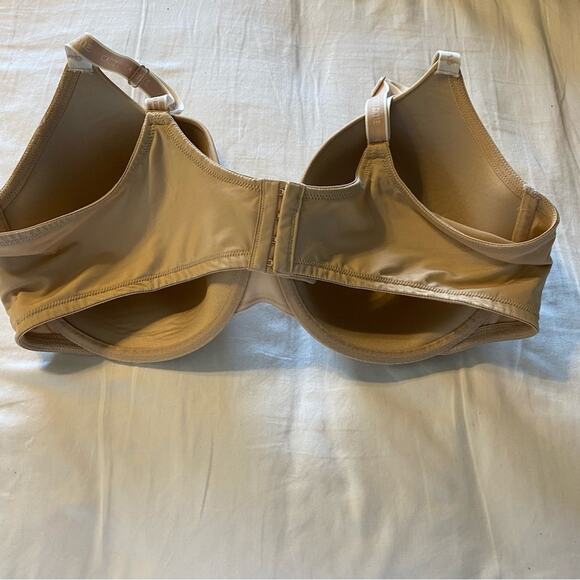 Cacique Nude Seamless Underwire Bra 46DD lightly lined Tshirt everyday smooth - Picture 5 of 8